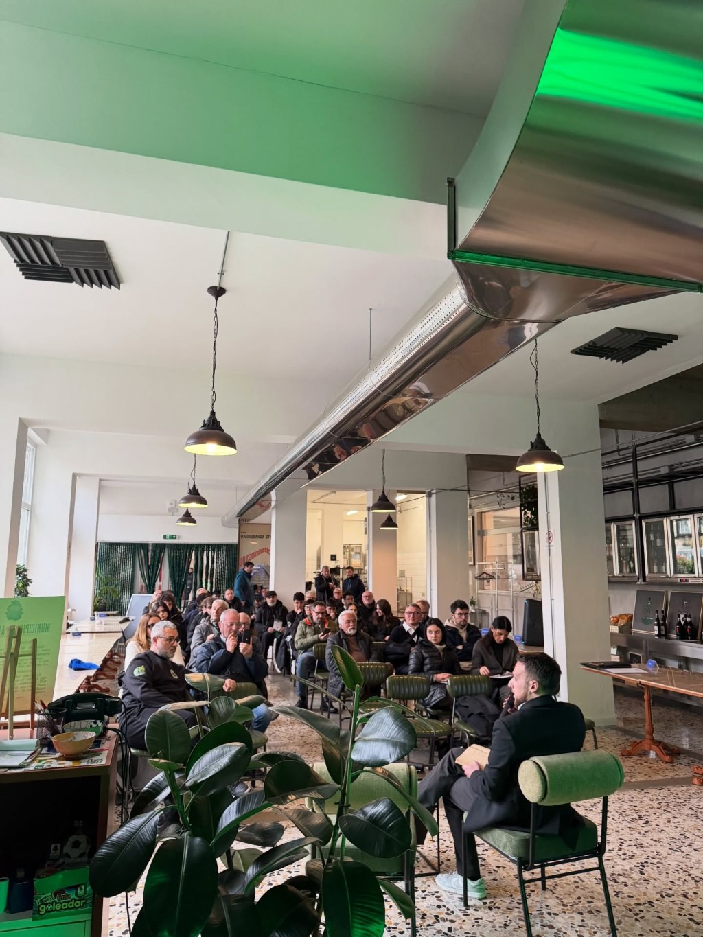 147 Anni di storia: la lotta per la Stazione di Avellino va&nbsp;avanti.